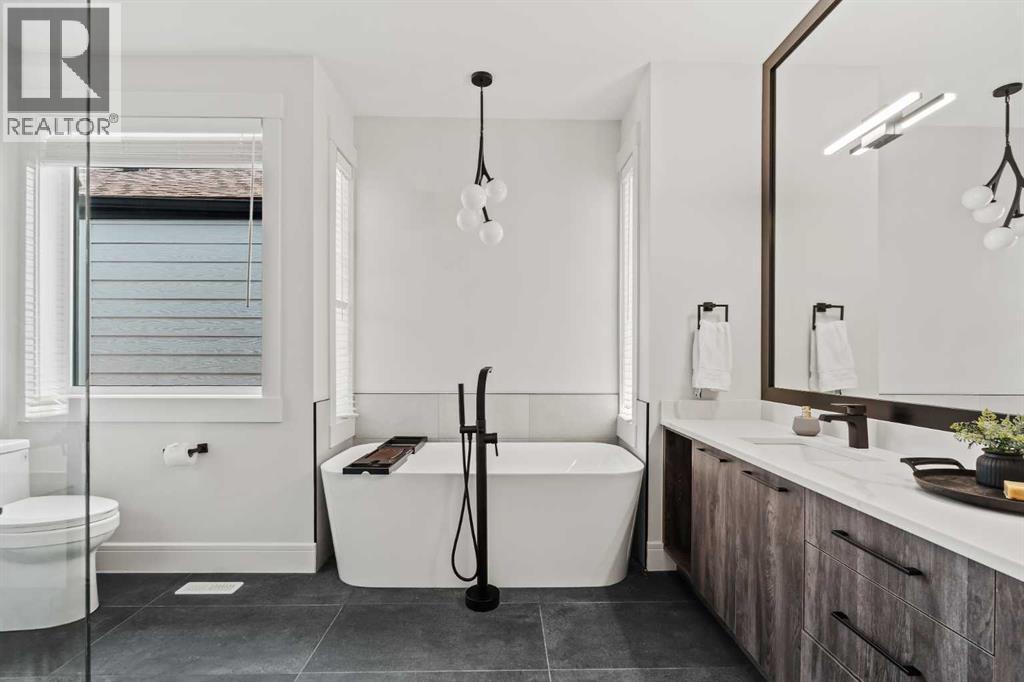 Photo 26 of 1732 47 Avenue Sw, Calgary AB