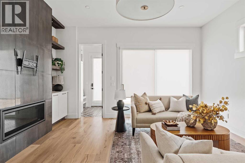 Photo 15 of 1732 47 Avenue Sw, Calgary AB