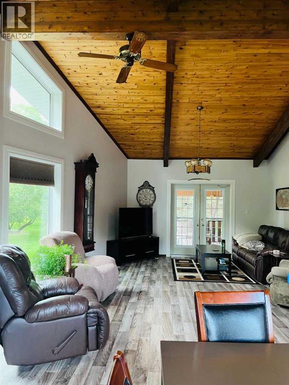 Photo 11 of 207 Moon River Drive, Moon River Estates AB