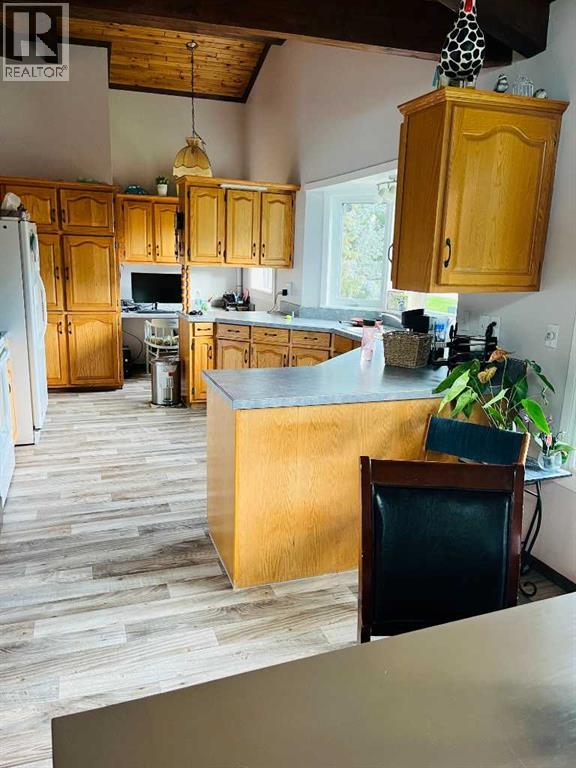 Photo 3 of 207 Moon River Drive, Moon River Estates AB
