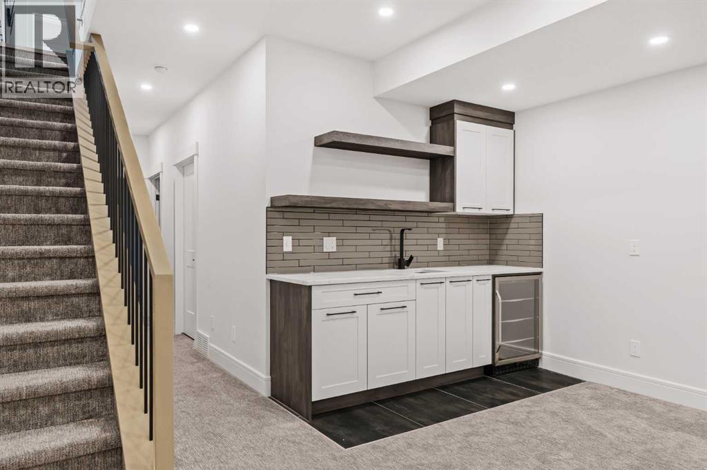 Photo 40 of 1732 47 Avenue Sw, Calgary AB