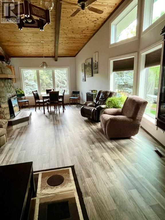 Photo 12 of 207 Moon River Drive, Moon River Estates AB
