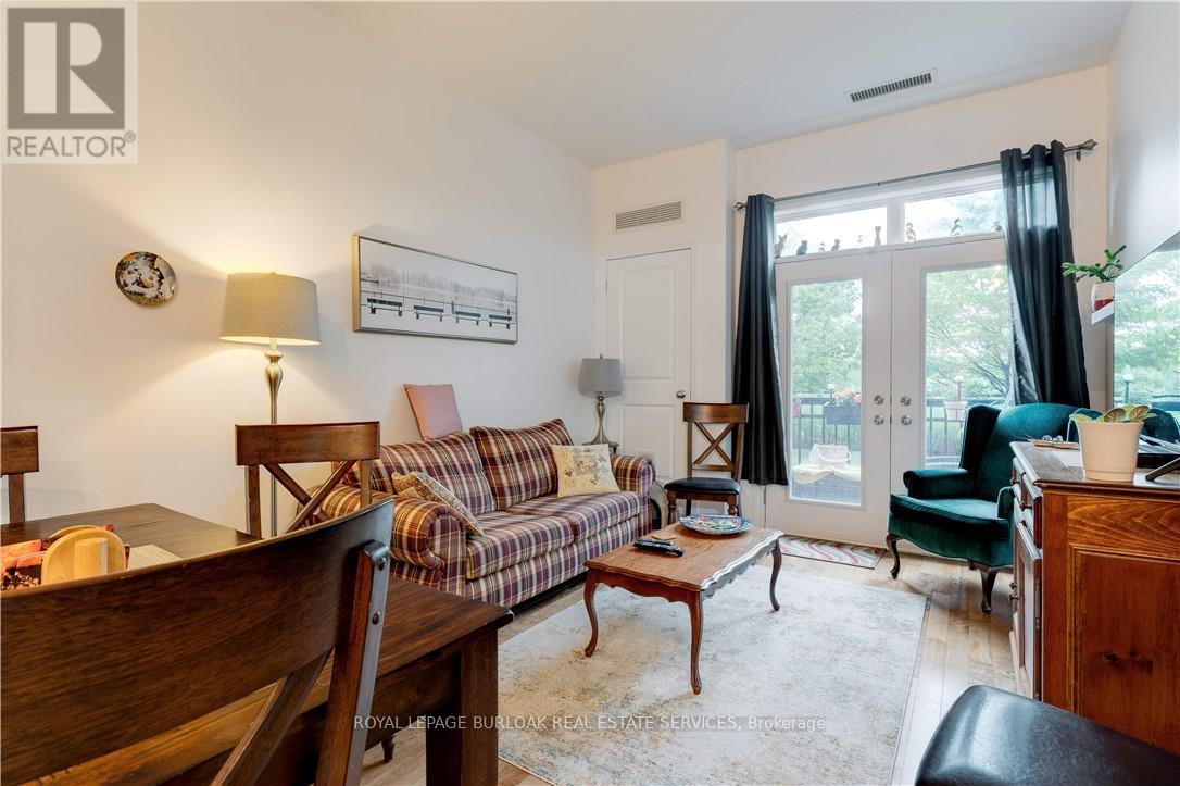 Photo 18 of 111 5327 Upper Middle Road, Burlington ON