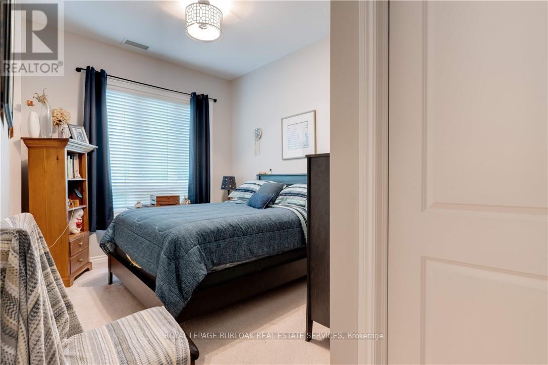 Photo 20 of 111 5327 Upper Middle Road, Burlington ON