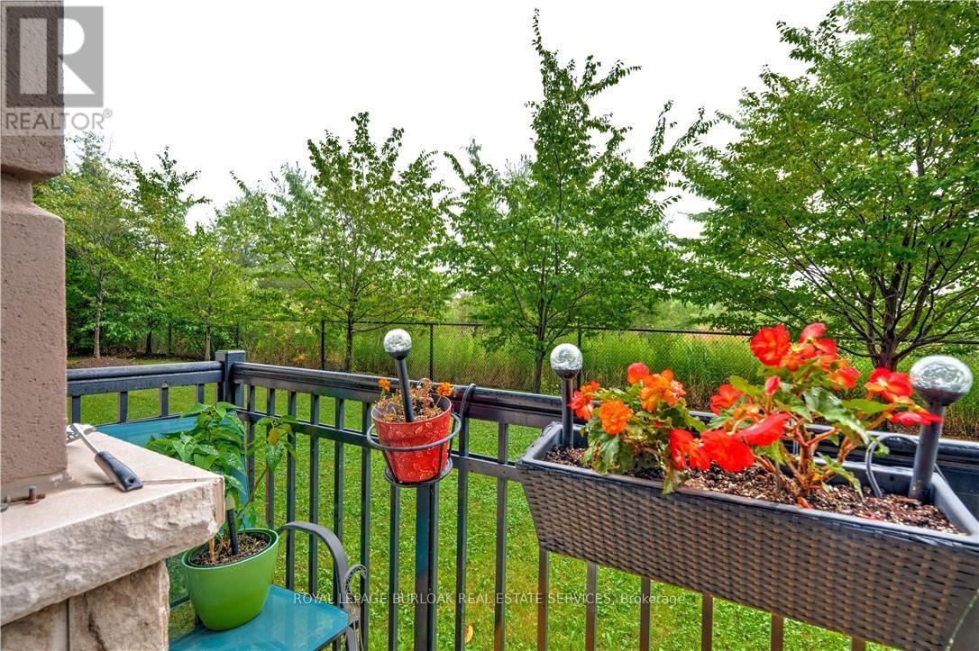Photo 22 of 111 5327 Upper Middle Road, Burlington ON