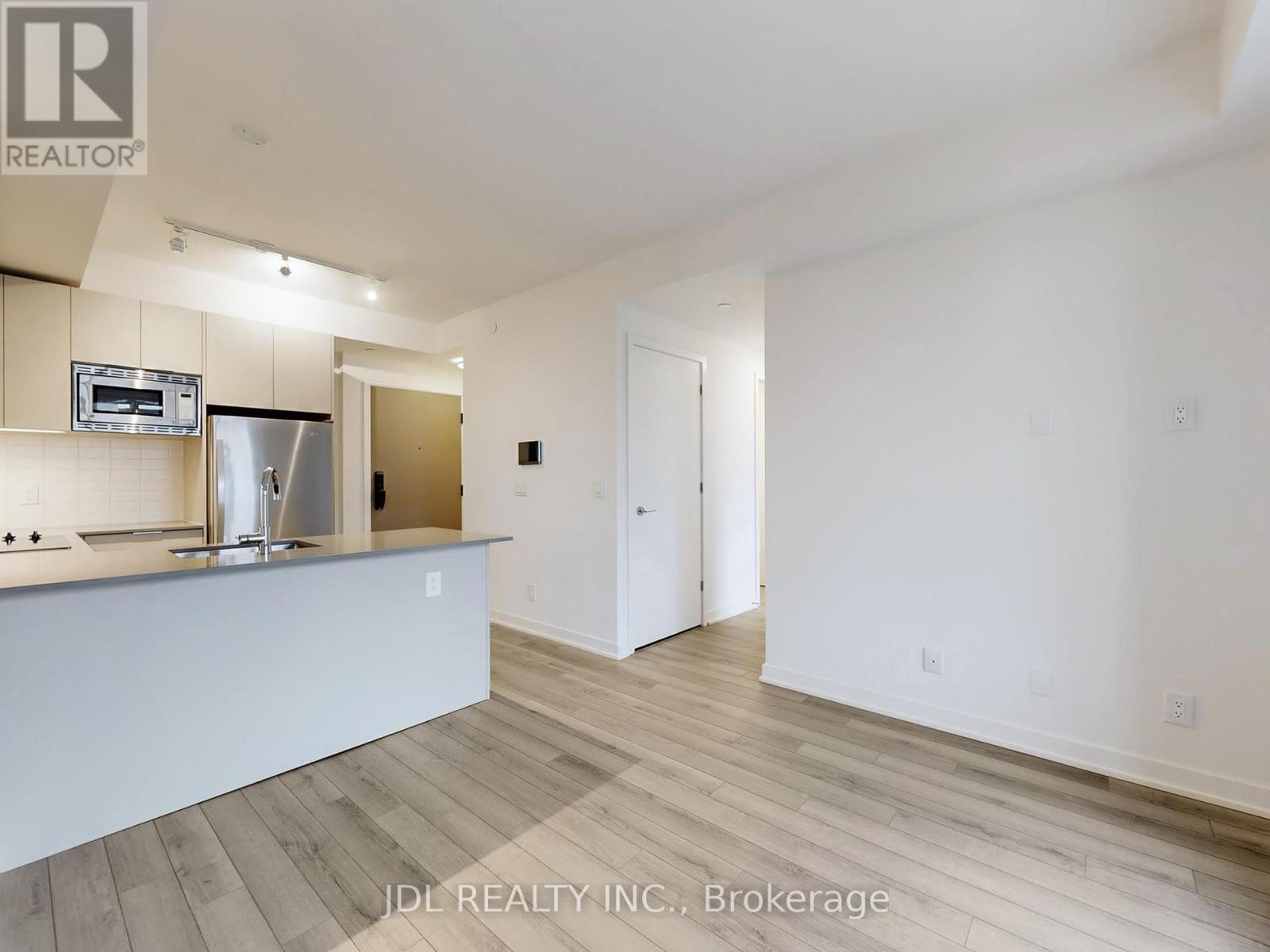 Photo 13 of 309 3079 Trafalgar Road E, Oakville ON