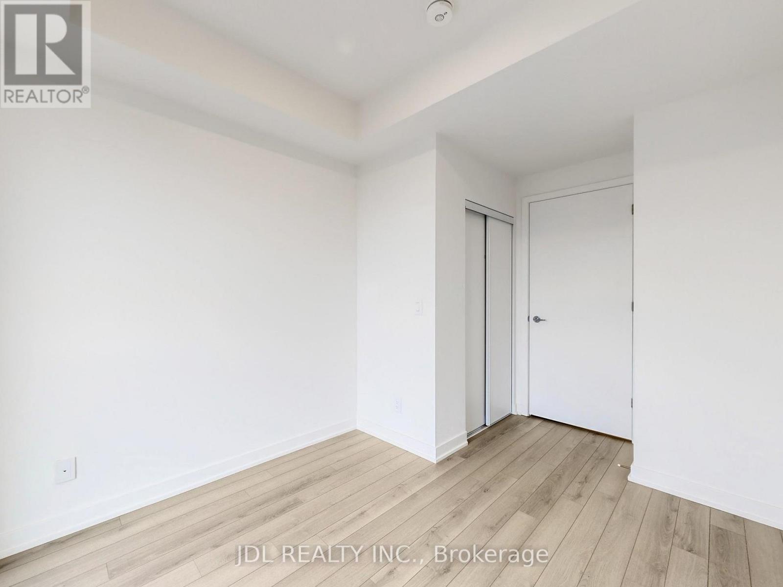 Photo 21 of 309 3079 Trafalgar Road E, Oakville ON