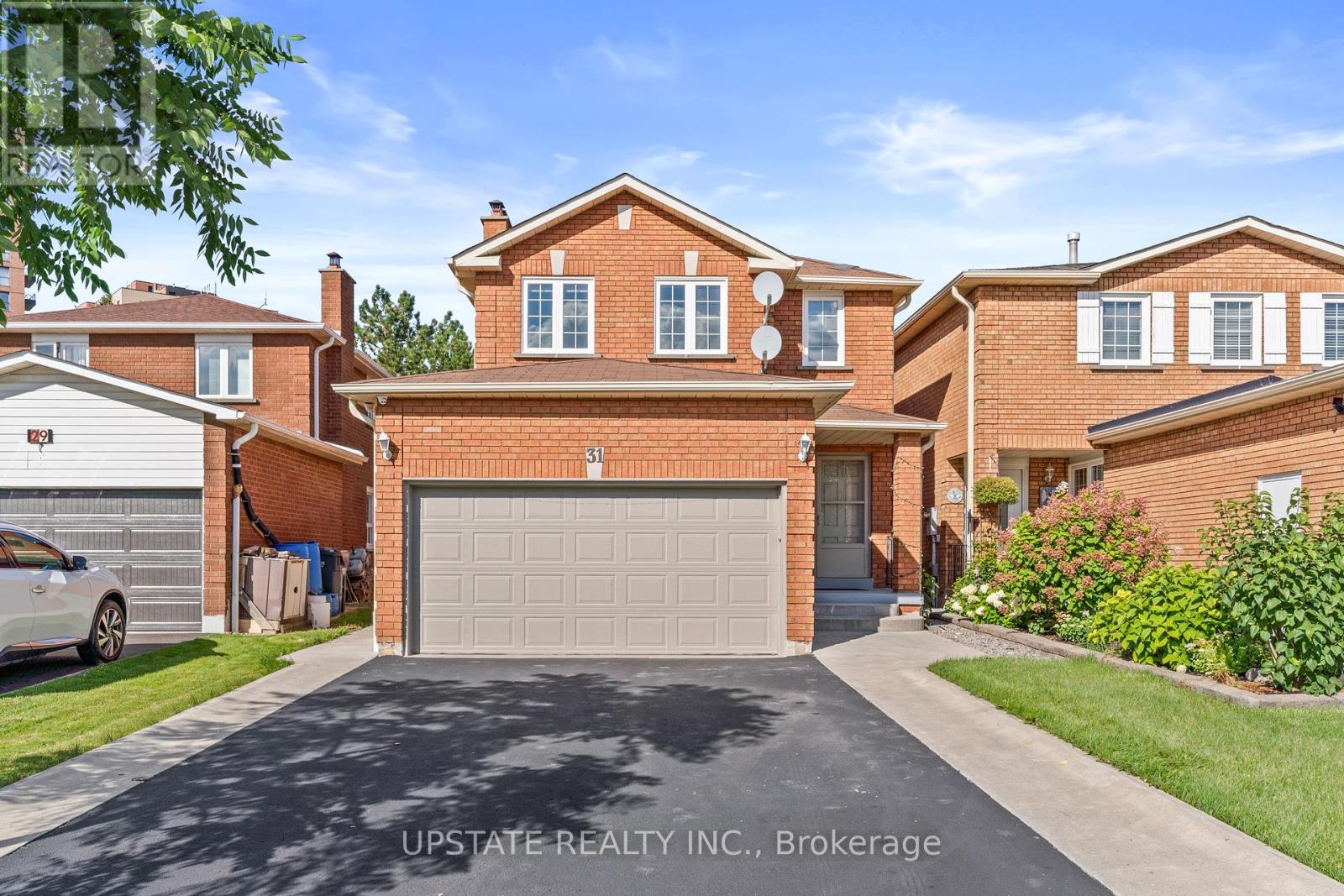 Photo 2 of 31 Danum Road, Brampton ON