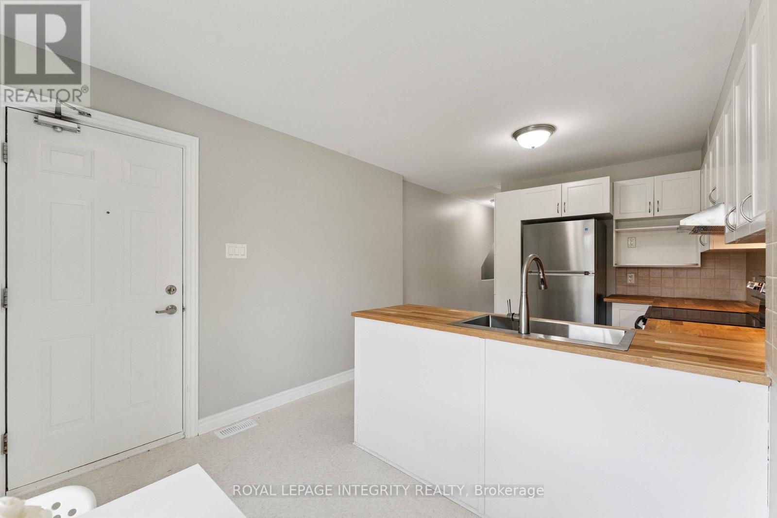 Photo 17 of A 616 Chapman Mills Drive, Ottawa ON