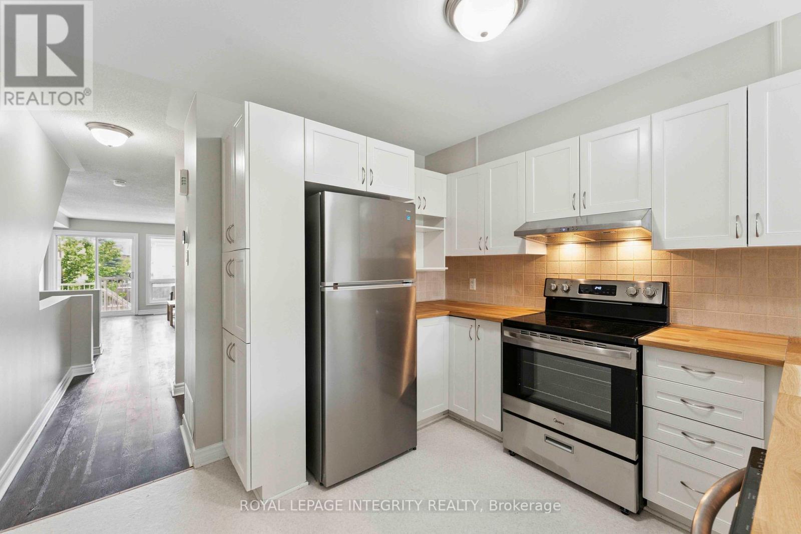 Photo 20 of A 616 Chapman Mills Drive, Ottawa ON