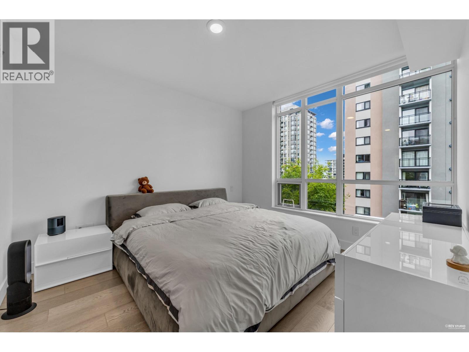 Photo 11 of 308 177 W 3rd Street, North Vancouver BC