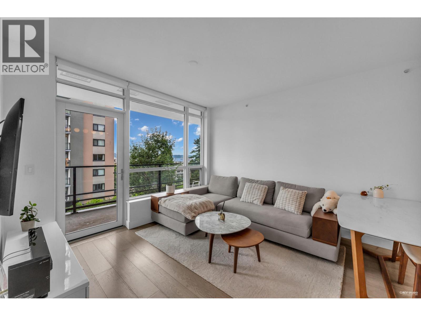 Photo 8 of 308 177 W 3rd Street, North Vancouver BC