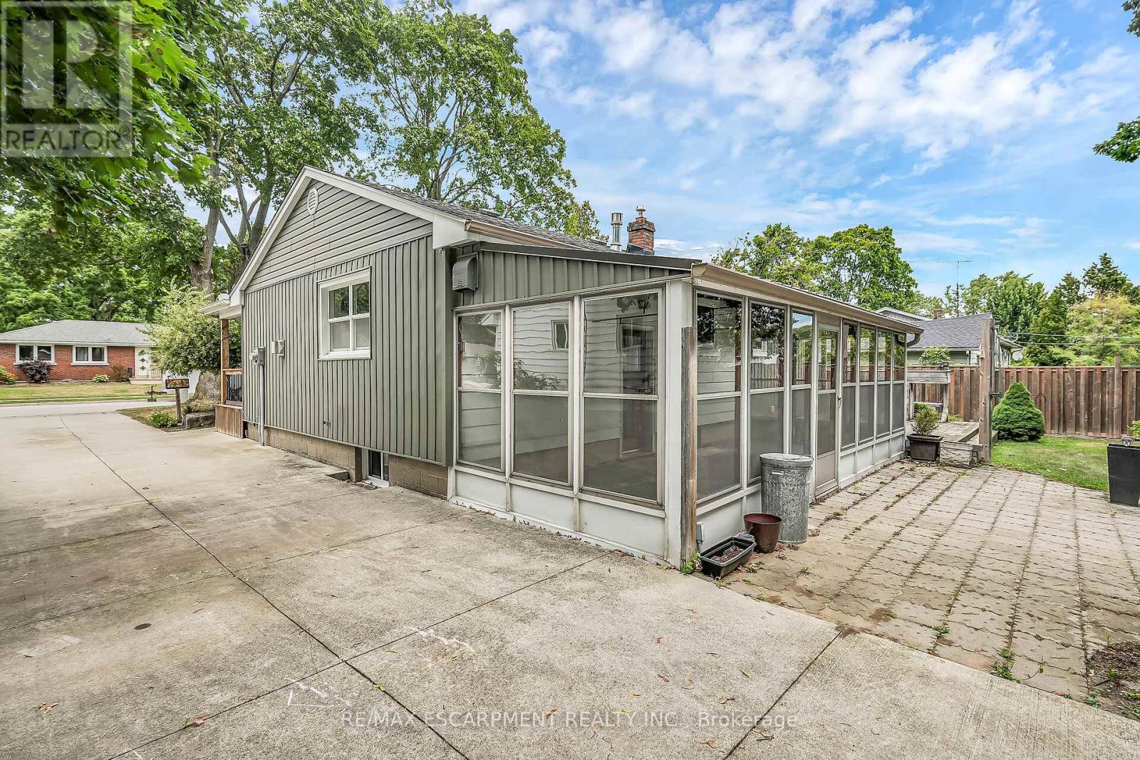 Photo 45 of 160 Elizabeth Crescent, Haldimand ON