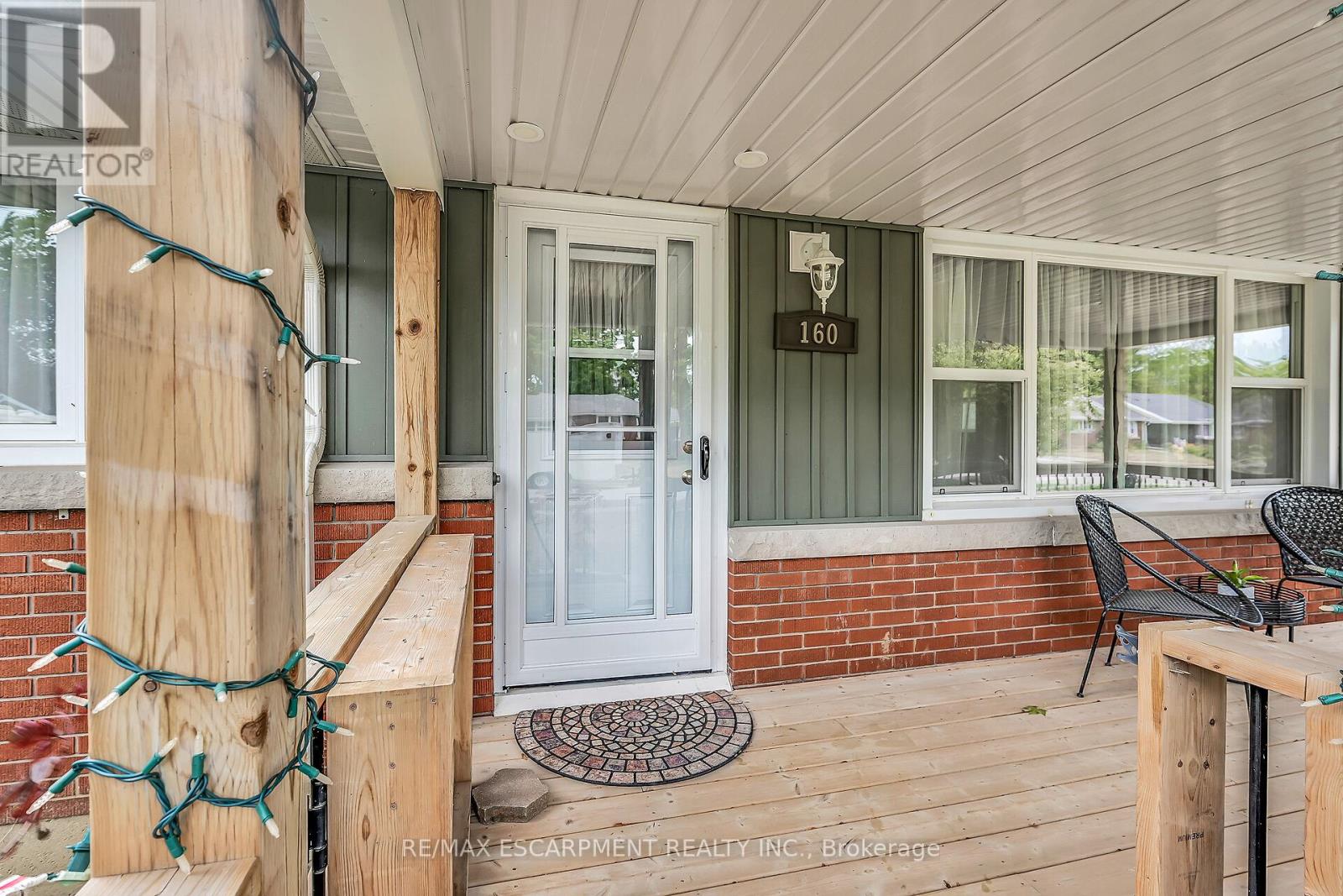 Photo 5 of 160 Elizabeth Crescent, Haldimand ON