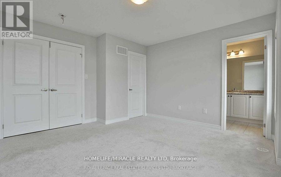 Photo 22 of 3 Canoe Lane, Hamilton ON
