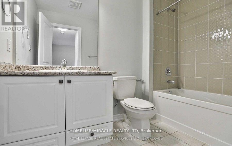 Photo 26 of 3 Canoe Lane, Hamilton ON