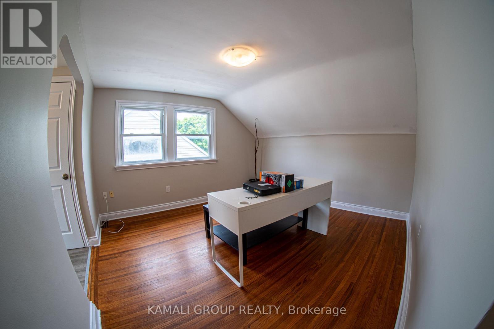 Photo 13 of Upper 15 Sherbourne Street, St Catharines ON