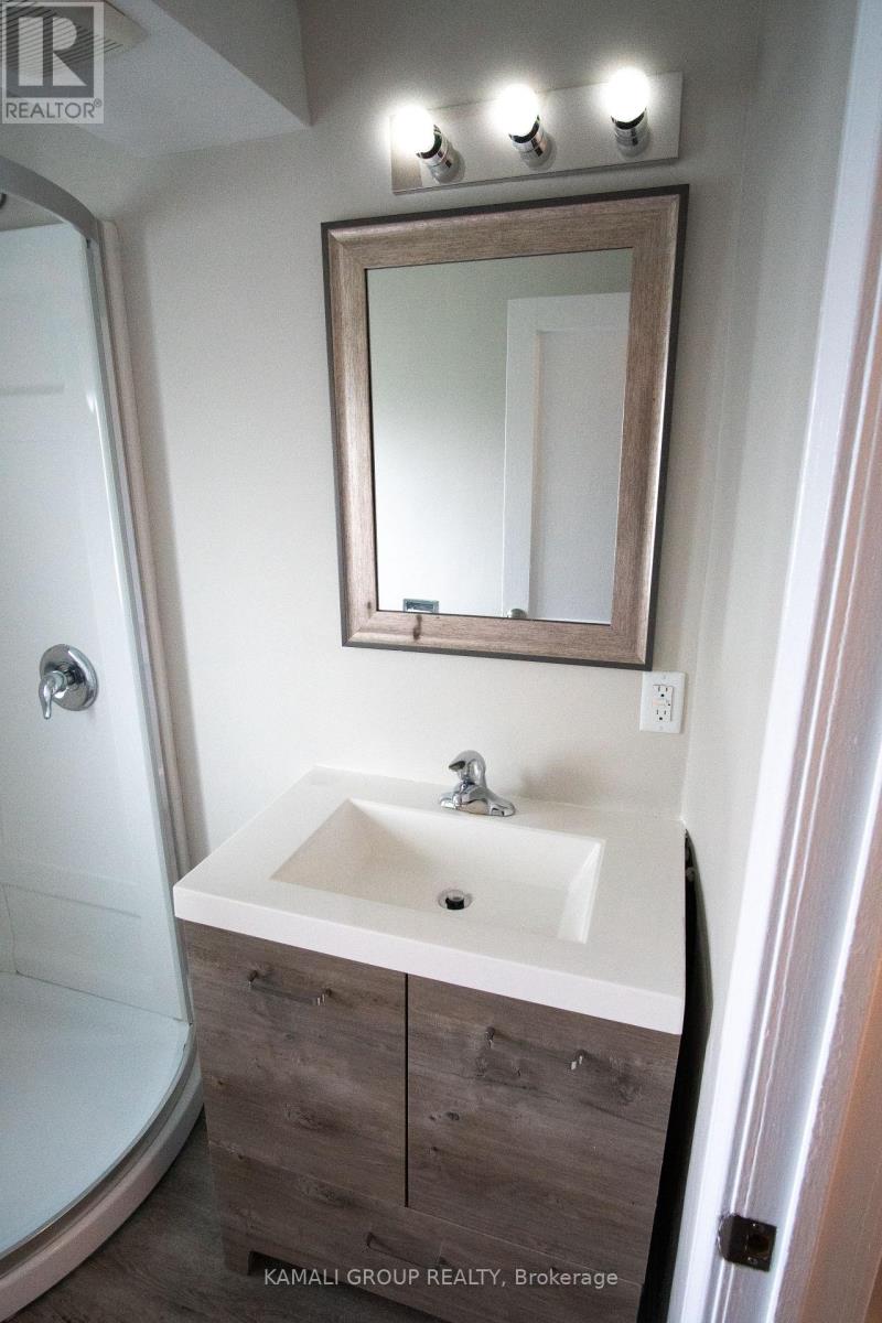 Photo 18 of Upper 15 Sherbourne Street, St Catharines ON