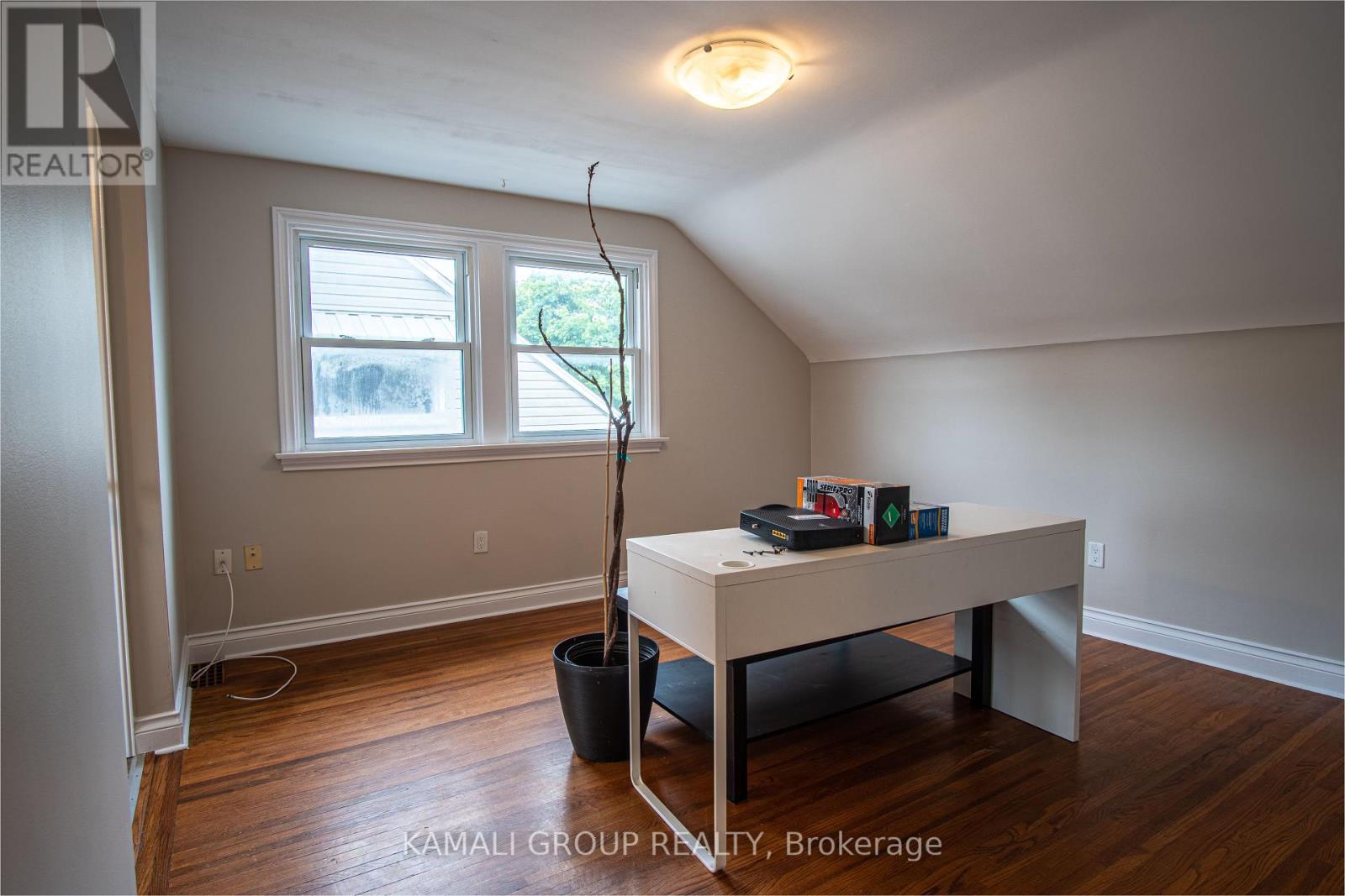 Photo 7 of Upper 15 Sherbourne Street, St Catharines ON