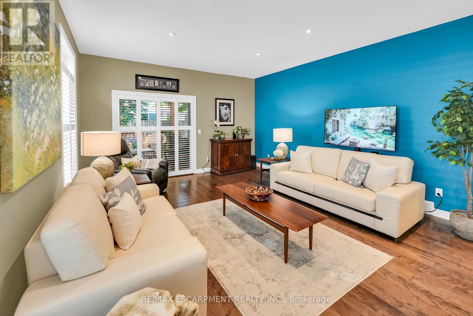 Photo 12 of 3358 Laurie Avenue, Lincoln ON