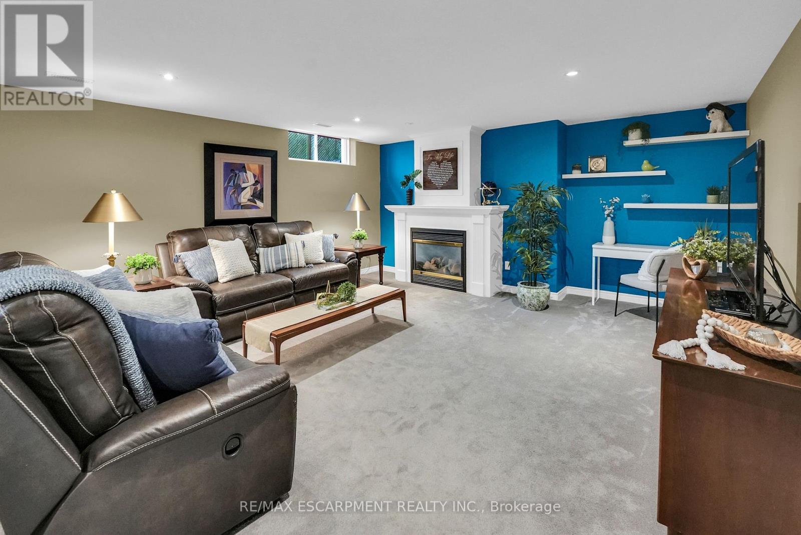 Photo 23 of 3358 Laurie Avenue, Lincoln ON