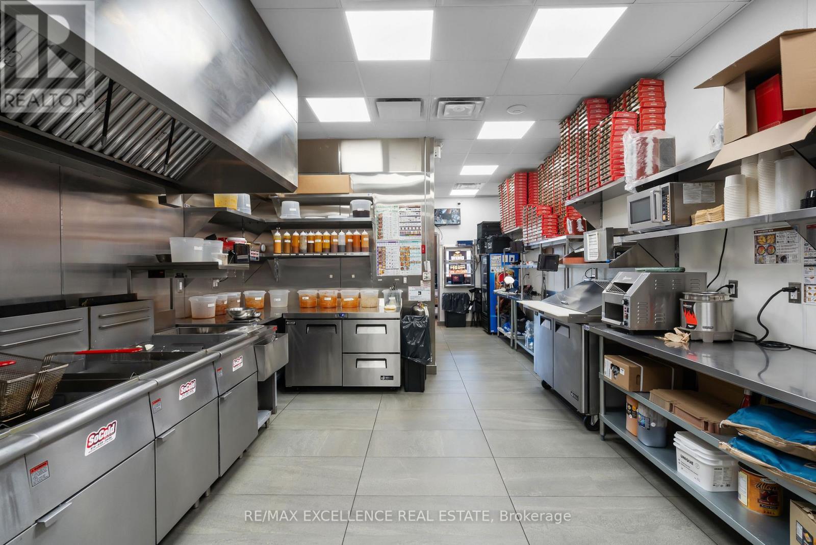 Photo 8 of 1 A 879 Wellington Road, London South ON