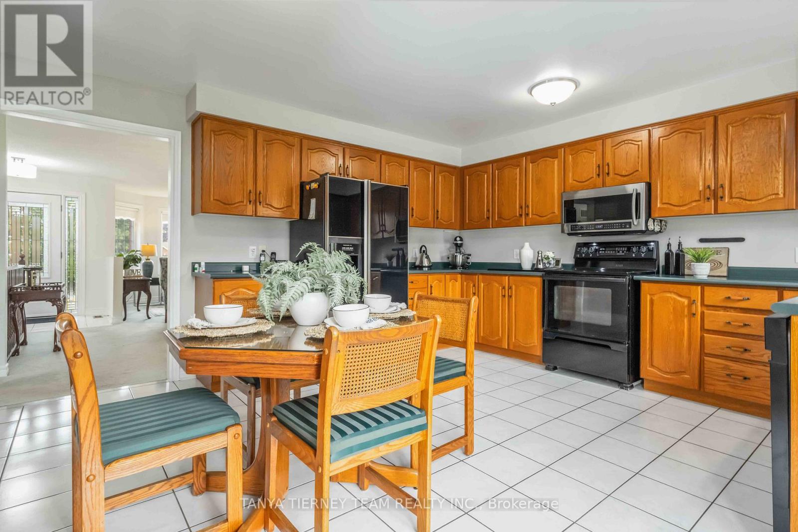 Photo 16 of 750 Duncan Court, Cobourg ON