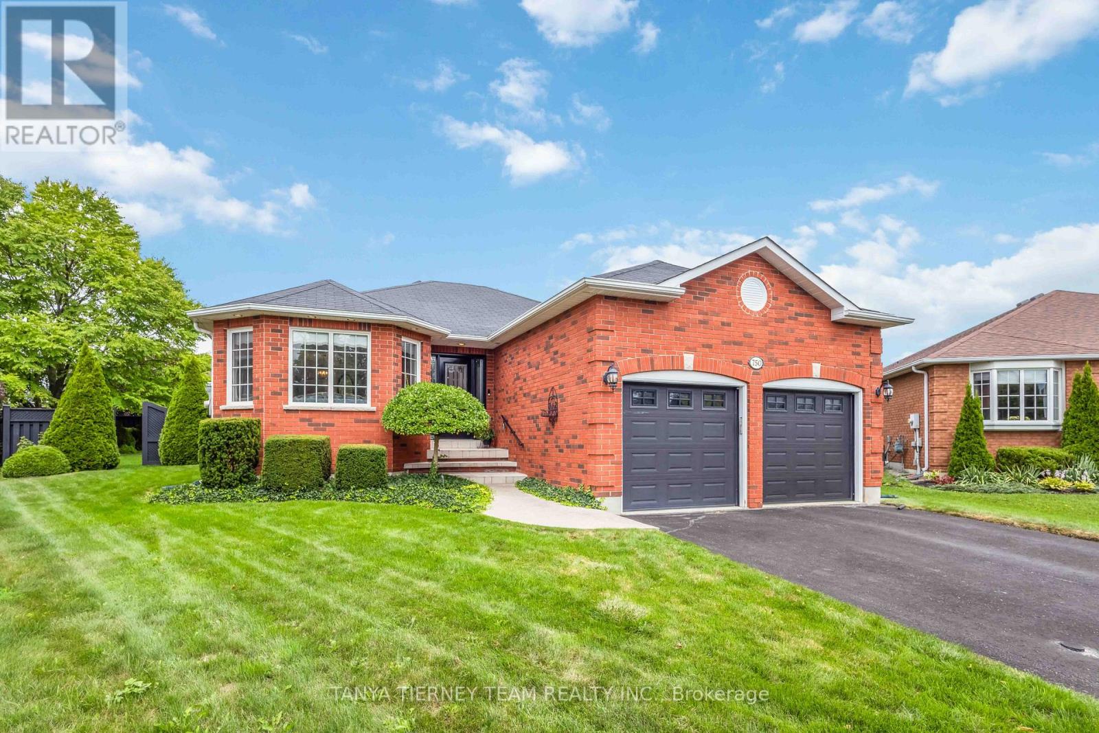 Photo 2 of 750 Duncan Court, Cobourg ON