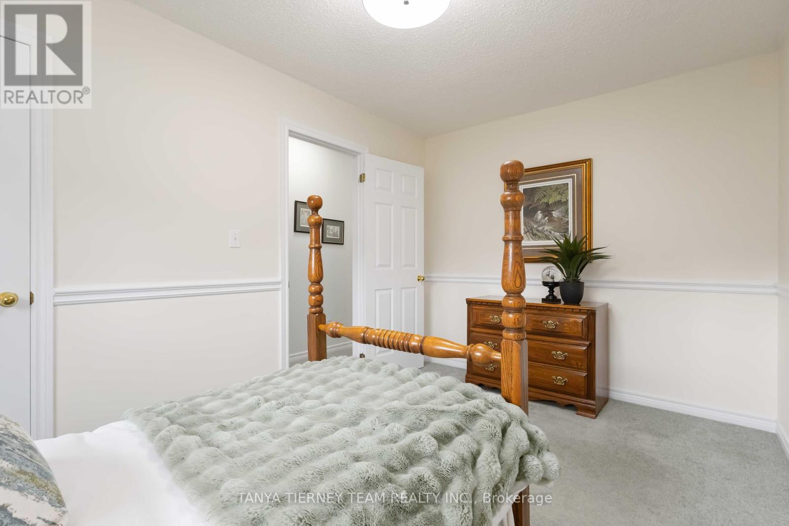 Photo 21 of 750 Duncan Court, Cobourg ON