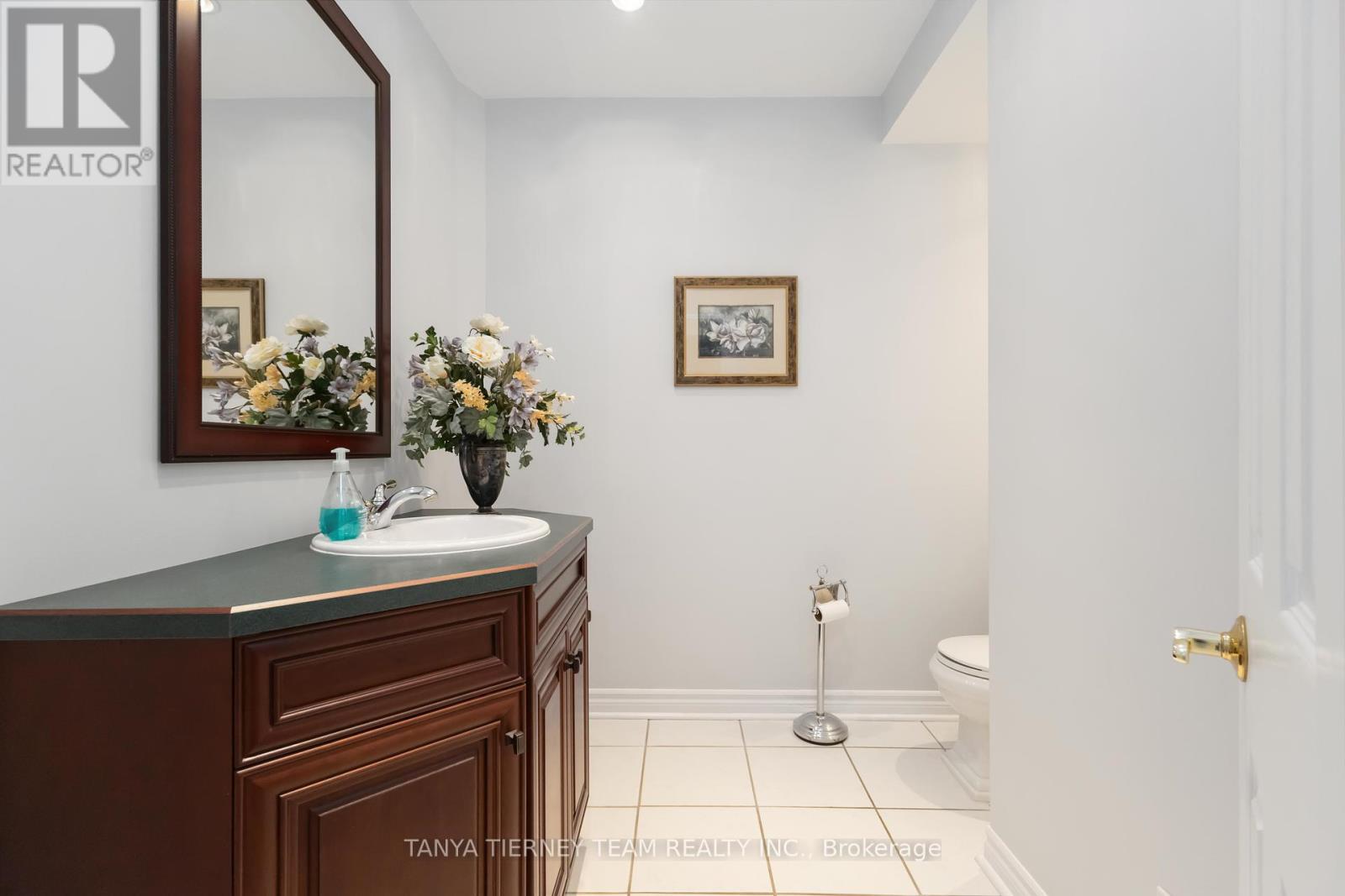 Photo 35 of 750 Duncan Court, Cobourg ON