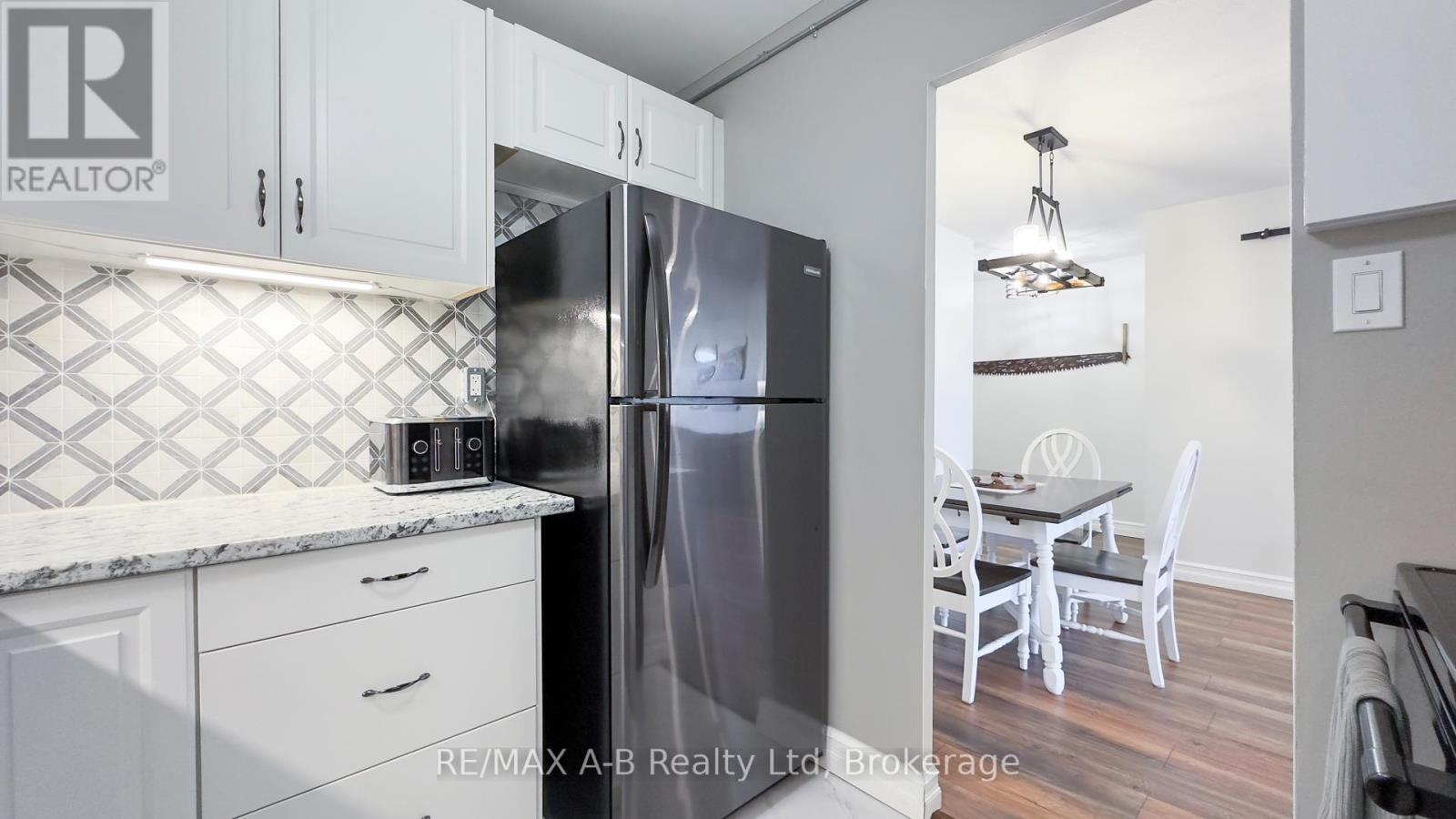 Photo 2 of 1005 583 Mornington Avenue, London East ON