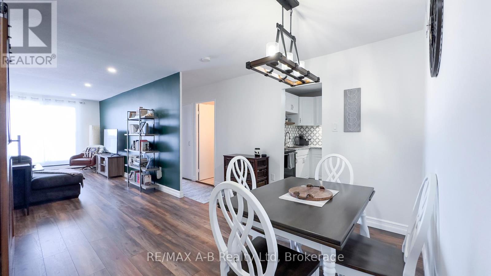 Photo 6 of 1005 583 Mornington Avenue, London East ON