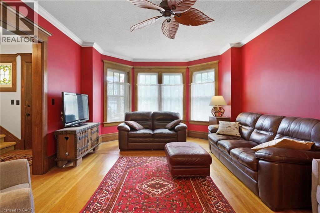 Photo 16 of 36 Wentworth Avenue, Cambridge ON