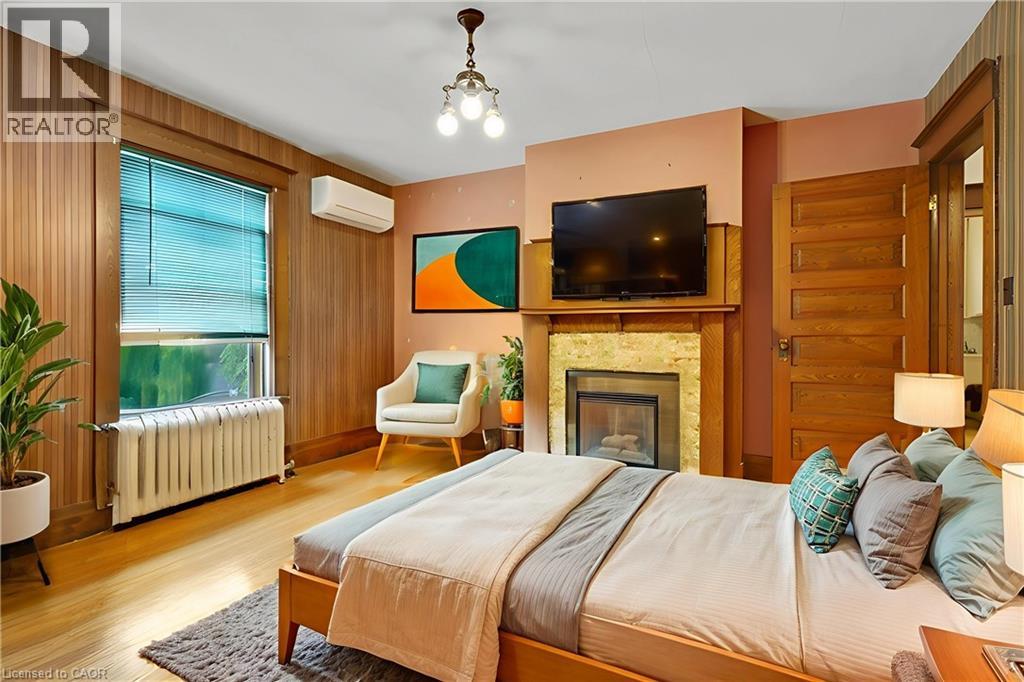 Photo 31 of 36 Wentworth Avenue, Cambridge ON