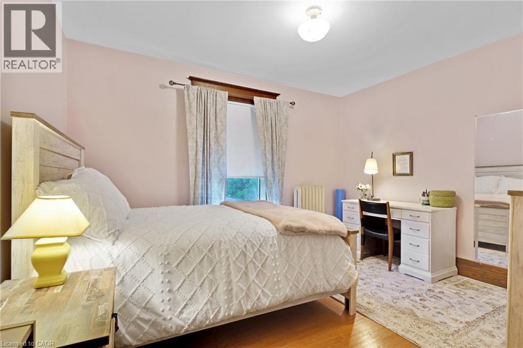 Photo 35 of 36 Wentworth Avenue, Cambridge ON
