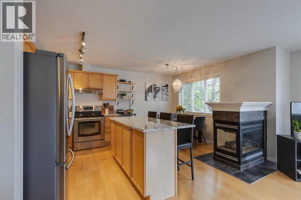 Photo 9 of 46 Simcoe Place Sw, Calgary AB