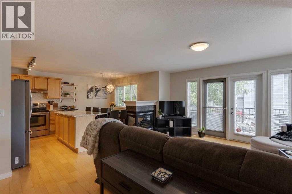 Photo 4 of 46 Simcoe Place Sw, Calgary AB