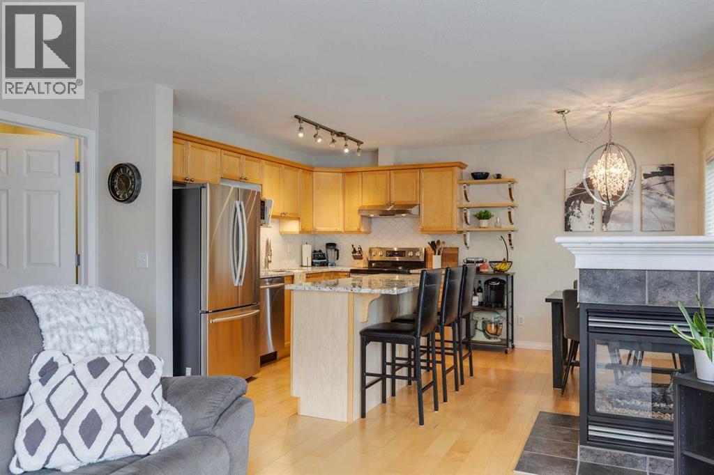 Photo 12 of 46 Simcoe Place Sw, Calgary AB
