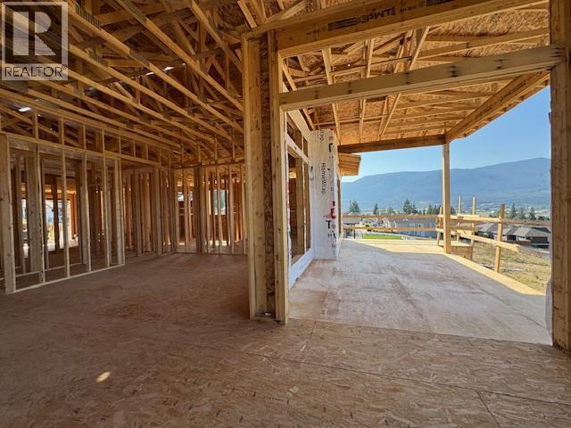 Photo 16 of 891 25 Avenue Sw, Salmon Arm BC