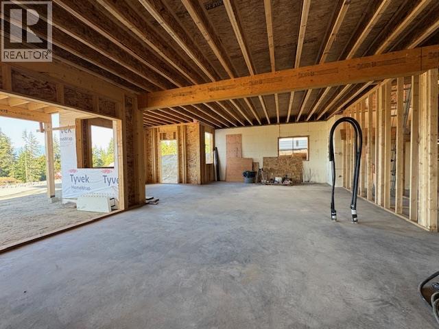 Photo 10 of 891 25 Avenue Sw, Salmon Arm BC