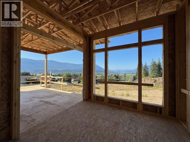 Photo 15 of 891 25 Avenue Sw, Salmon Arm BC