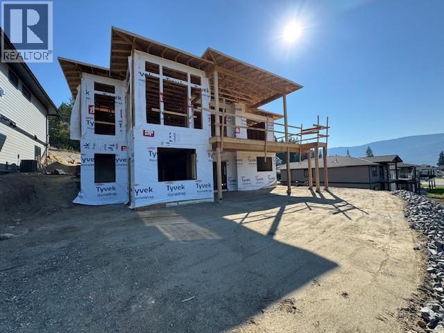 Photo 4 of 891 25 Avenue Sw, Salmon Arm BC