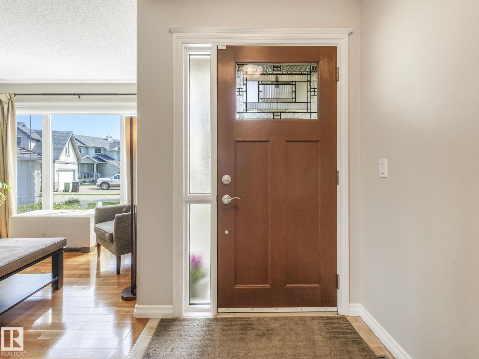 Photo 3 of 223 Ormsby Road East Nw Nw, Edmonton AB