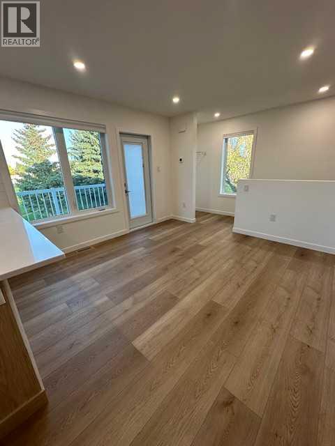 Photo 41 of 23 Trent Road W, Lethbridge AB