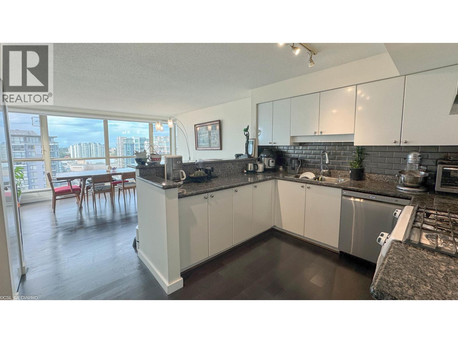 Photo 15 of 1701 8238 Saba Road, Richmond BC