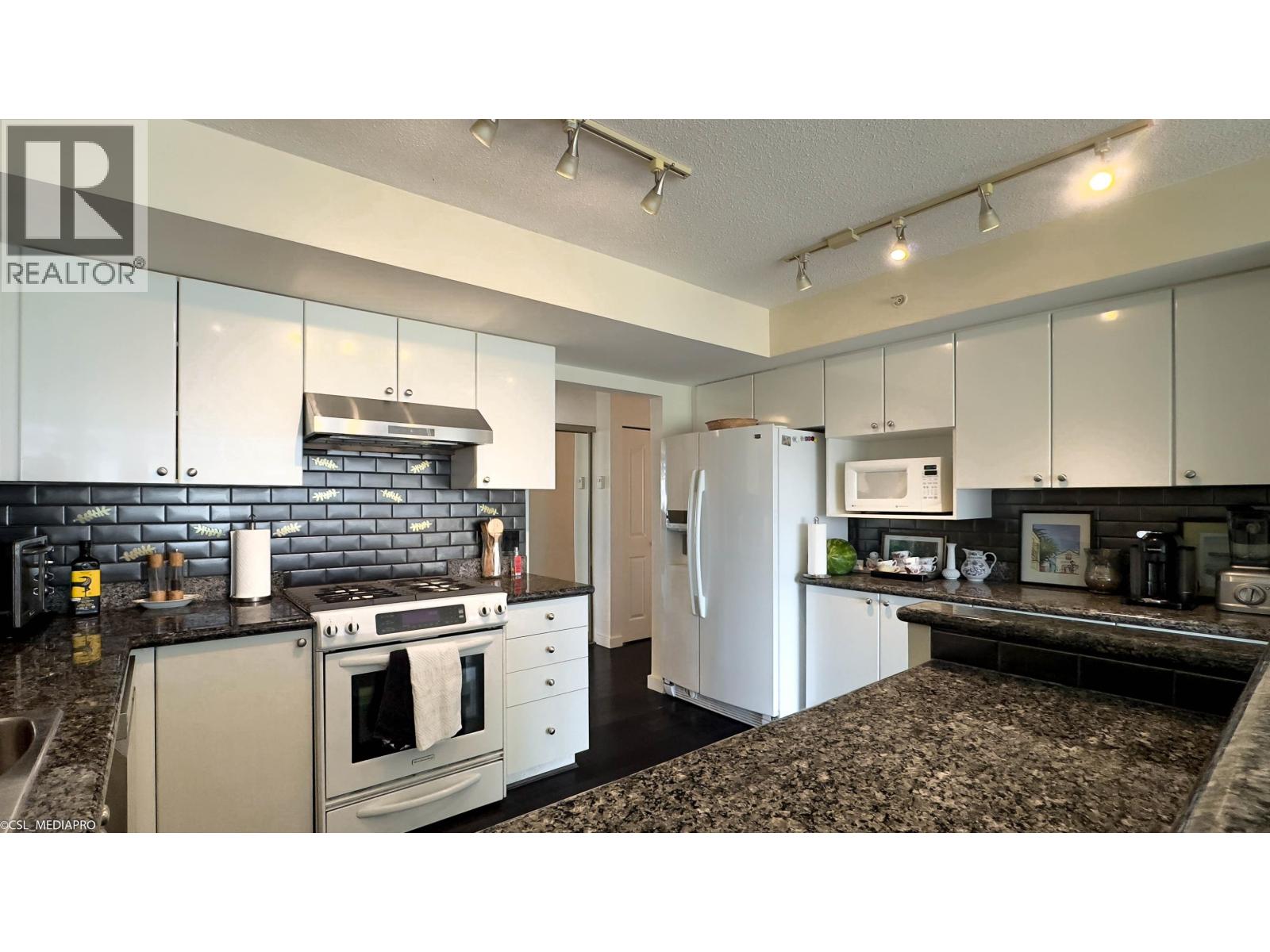 Photo 17 of 1701 8238 Saba Road, Richmond BC