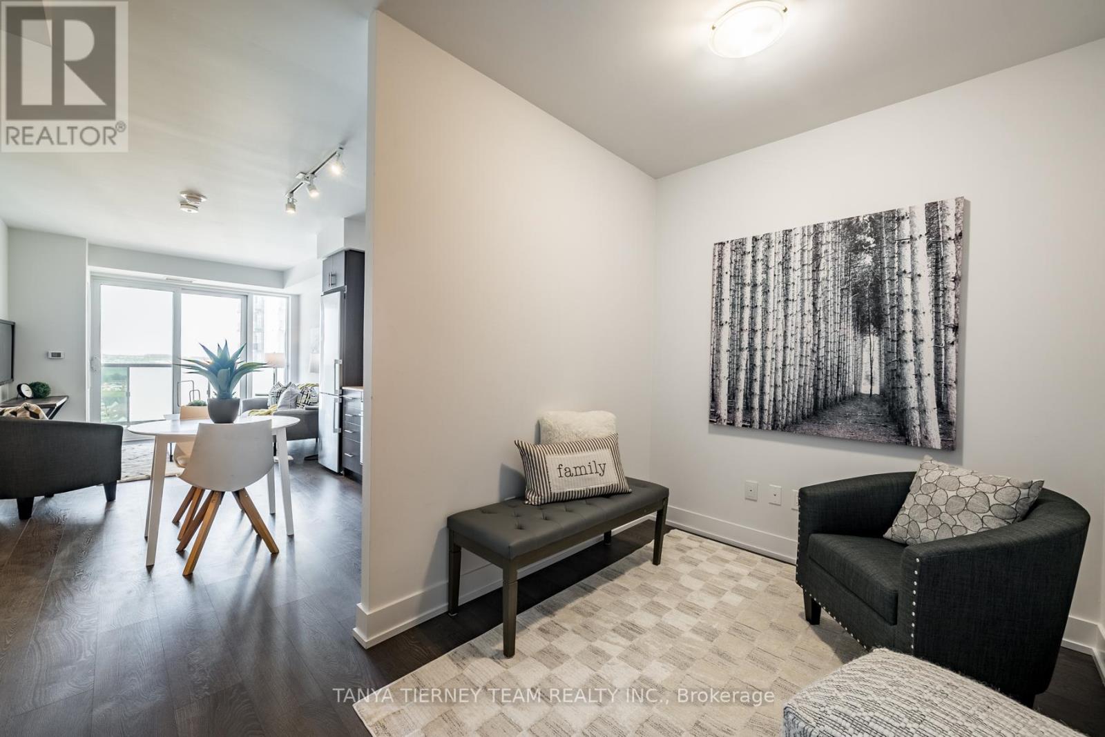Photo 11 of 1812 2550 Simcoe Street N, Oshawa ON