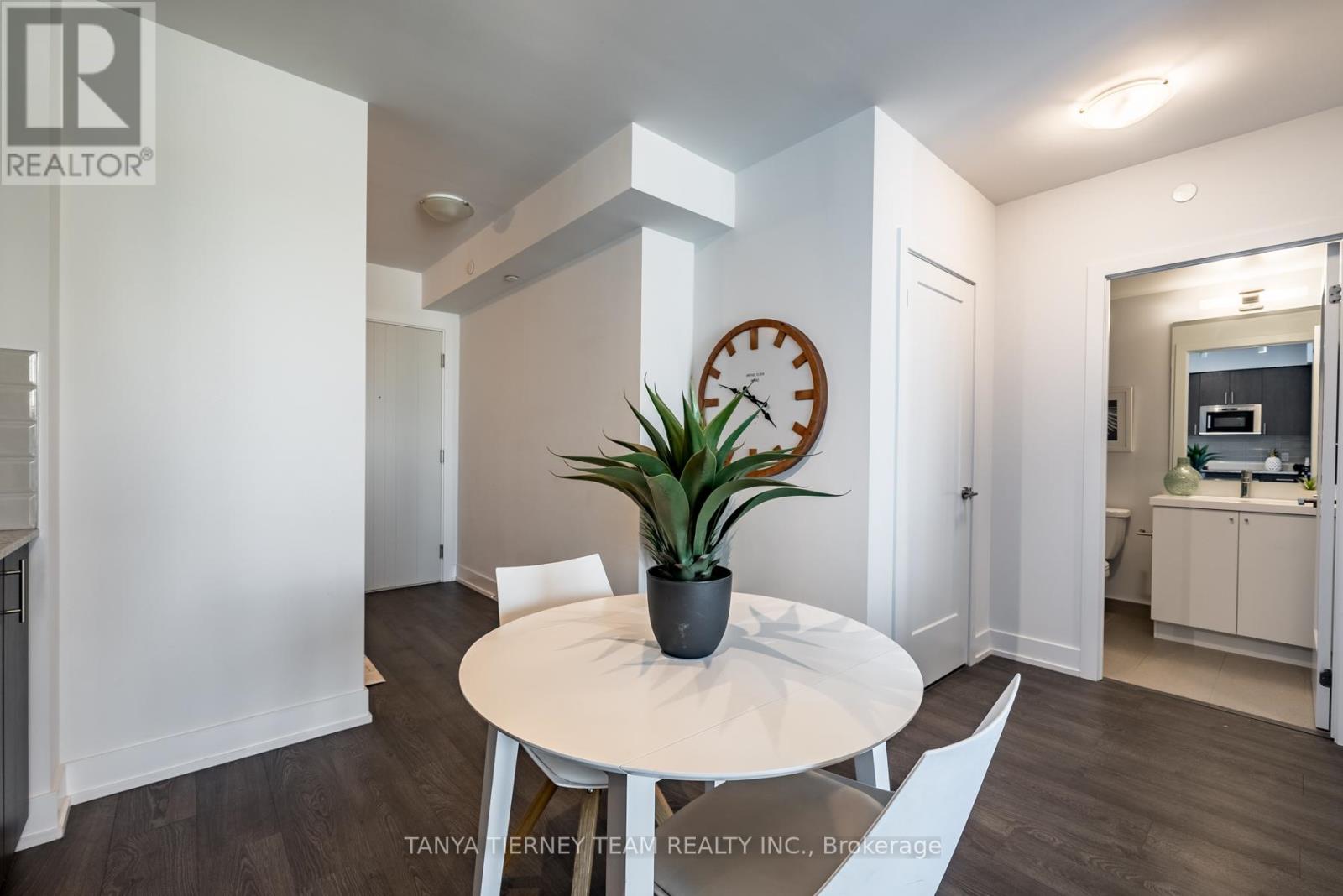 Photo 14 of 1812 2550 Simcoe Street N, Oshawa ON