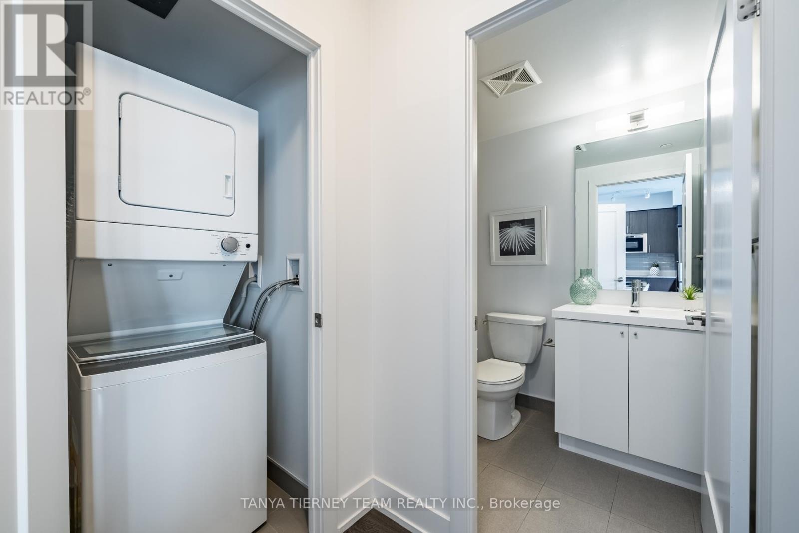 Photo 25 of 1812 2550 Simcoe Street N, Oshawa ON