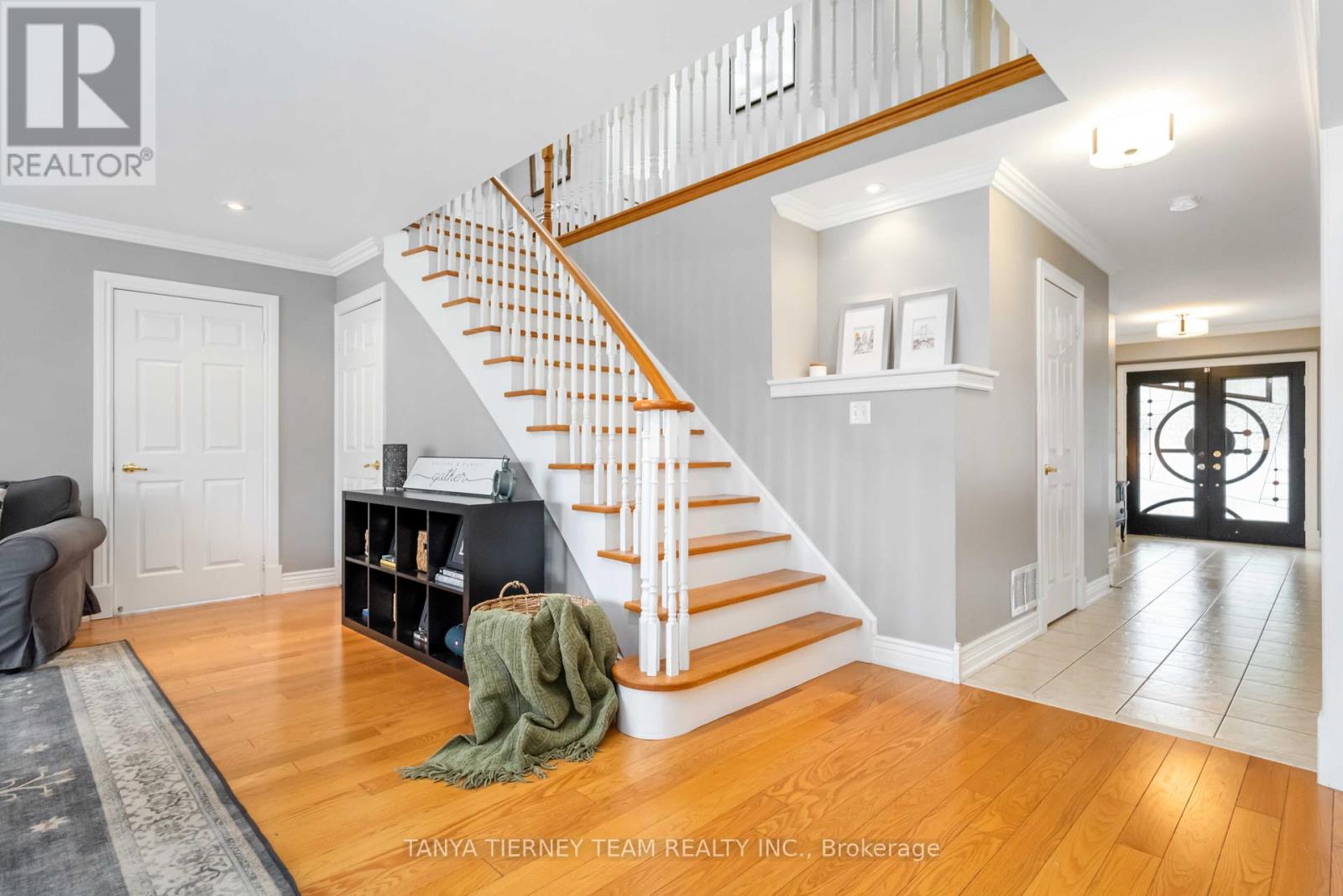 Photo 20 of 11 Claridge Crescent, Whitby ON